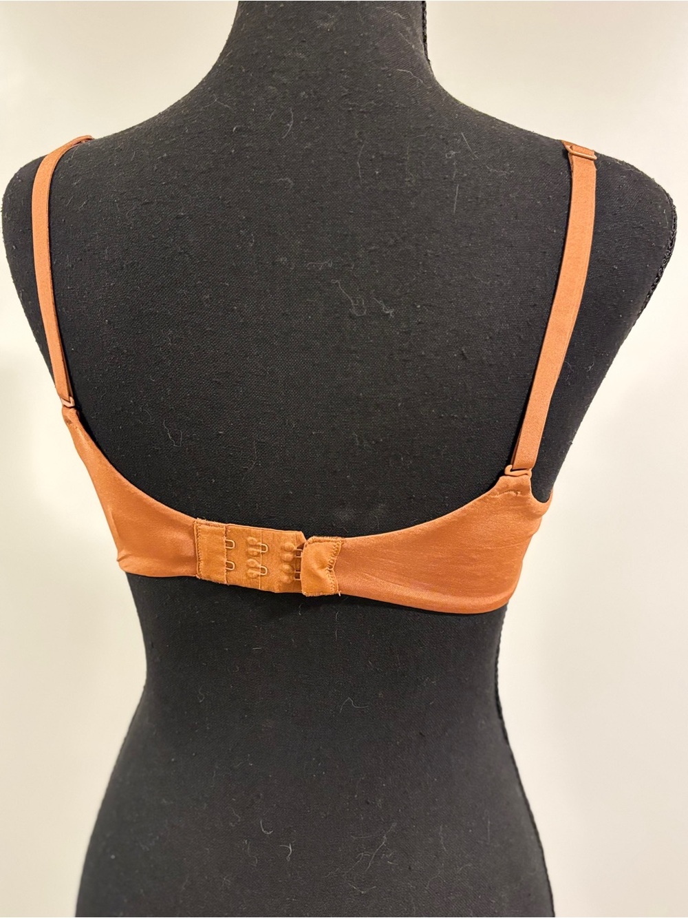 SKIMS weightless scoop bra in bronze underwire lifting size 34B - Picture 2 of 4